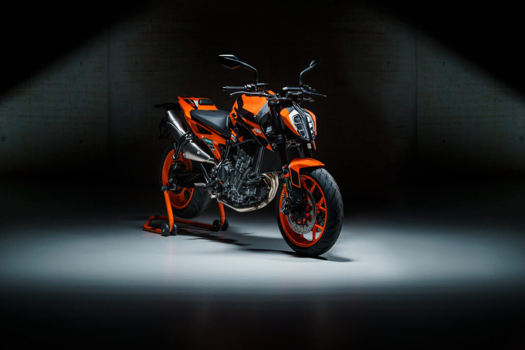 2022 KTM 890 Duke GP – A New Duke Steps Into The Ring