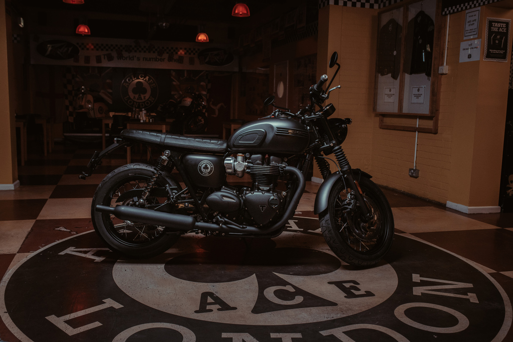 Triumph Launches new 2019 Bonneville T120 Ace Edition