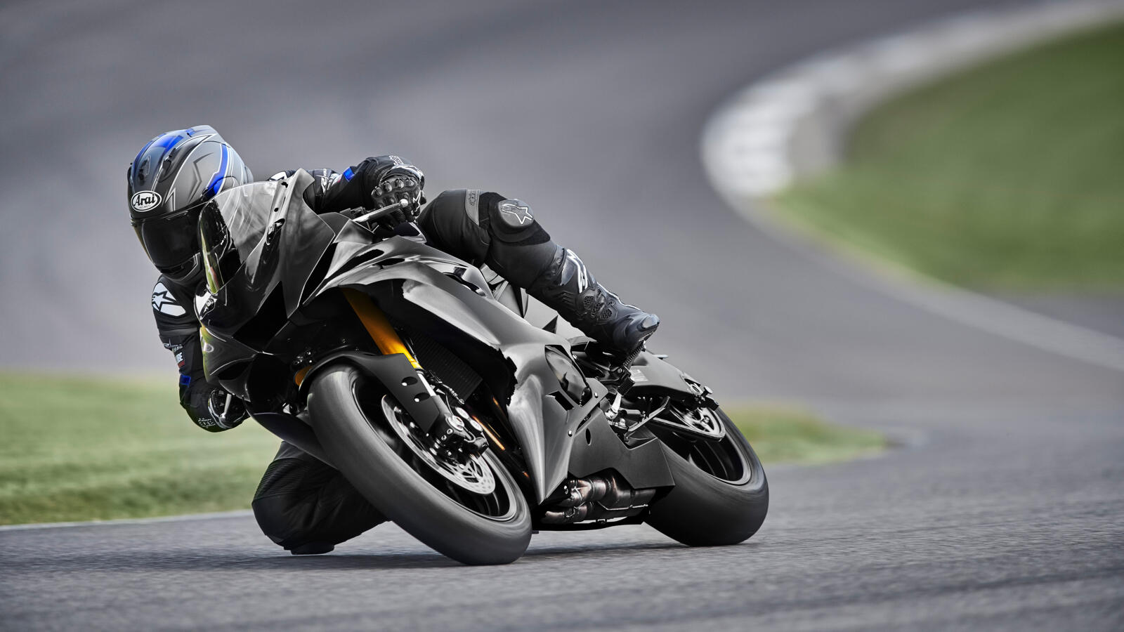 Yamaha introduce R6 RACE and R6 GYTR for 2022