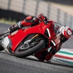 The new Pirelli DIABLO™ SUPERCORSA SP makes its debut on the Ducati Panigale V4