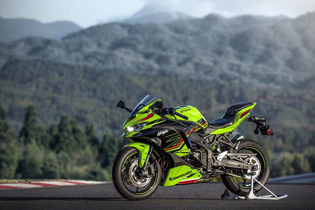 Kawasaki to introduce Ninja ZX‑4R four‑cylinder Supersport