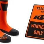 Fast Christmas: KTM PowerWear Style