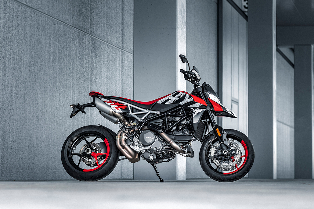 Guaranteed fun with the Hypermotard 950 RVE