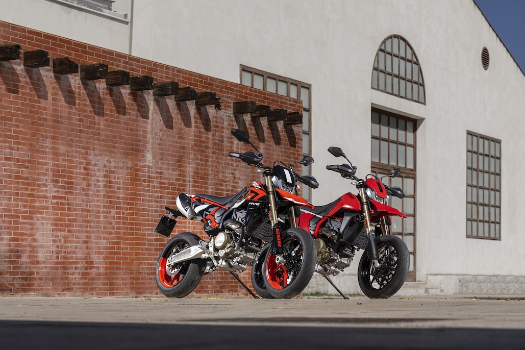 Ducati Hypermotard 698 Mono: the new benchmark for road Supermotards