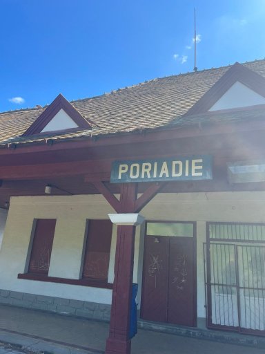 Poriadie Železniční stanice - Partyzánské bunkry Zemľanky