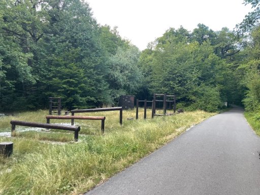 Lesopark Furča - Zelený dvor