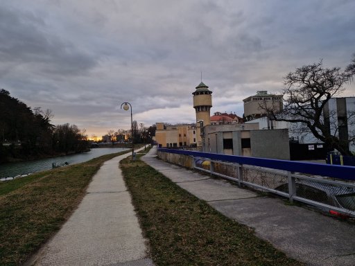 Okolo lázeňského parku v Piešťanech