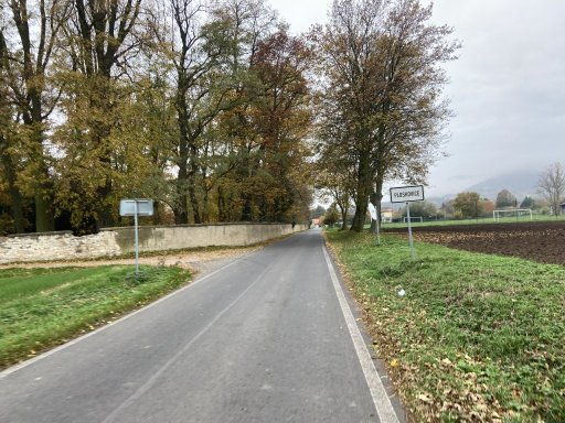 Ploskovice - Třebušín