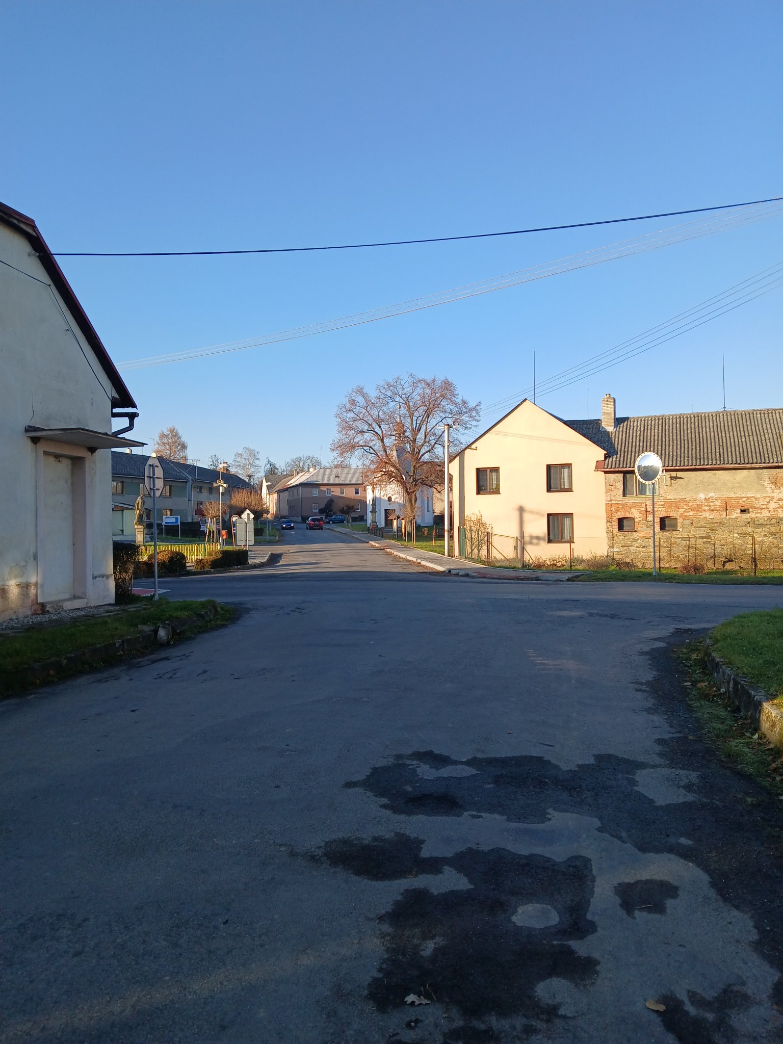 Penčice - Lipňany