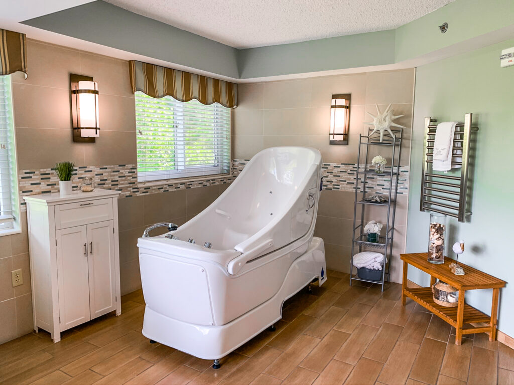 Light and airy room in the salon in Cypress Village