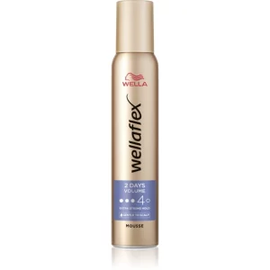 Wella Wellaflex 2 Days Volume fissante in mousse volumizzante Vol 4 200 ml