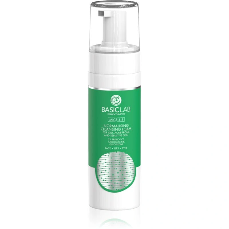 BasicLab Dermocosmetics Micellis mousse detergente delicata per pelli grasse con tendenza all'acne 150 ml