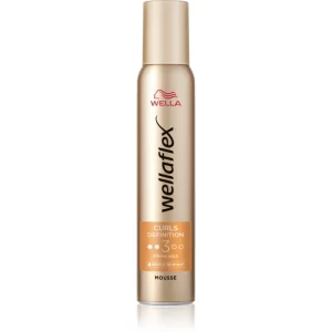 Wella Wellaflex Curls Definition fissante in mousse per capelli mossi e ricci 200 ml