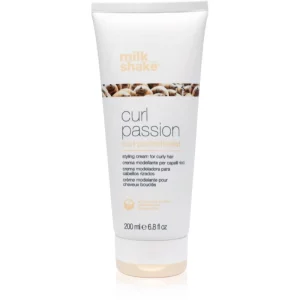 Milk Shake Curl Passion crema modellante per capelli ricci 200 ml