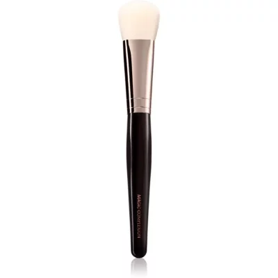 Charlotte Tilbury Magic Complexion Brush płaski pędzel do makijażu 1 szt.