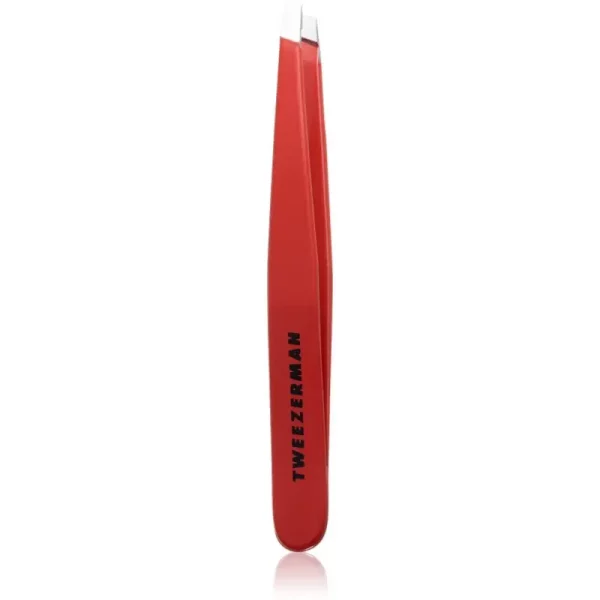 Tweezerman Studio Collection Stainless Steel Slant pęseta z ukośną końcówką Signature Red 1 szt.