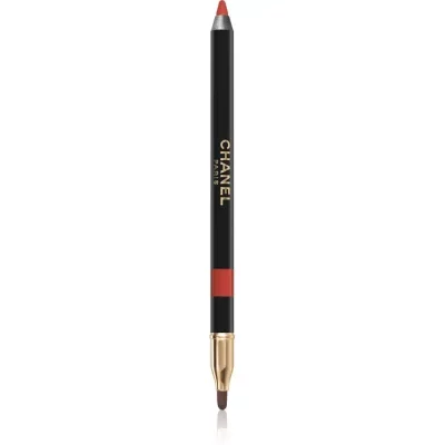 Chanel Le Crayon Lèvres Long Lip Pencil kredka do ust dla długotrwałego efektu odcień 180 Rouge Brique 1,2 g