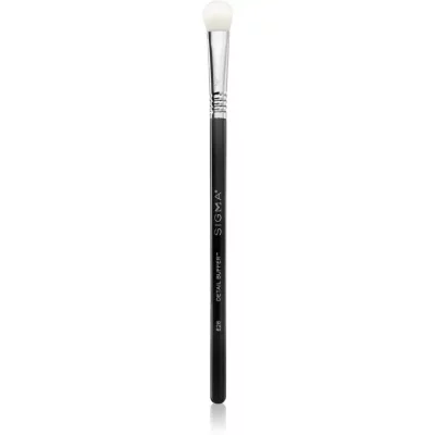 Sigma Beauty Eyes E28 Detail Buffer™ okrągły pędzel do cieni do powiek 1 szt.