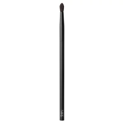 NARS Pensulă cosmetică pentru farduri de ochi #23 (Precision Blending Brush)