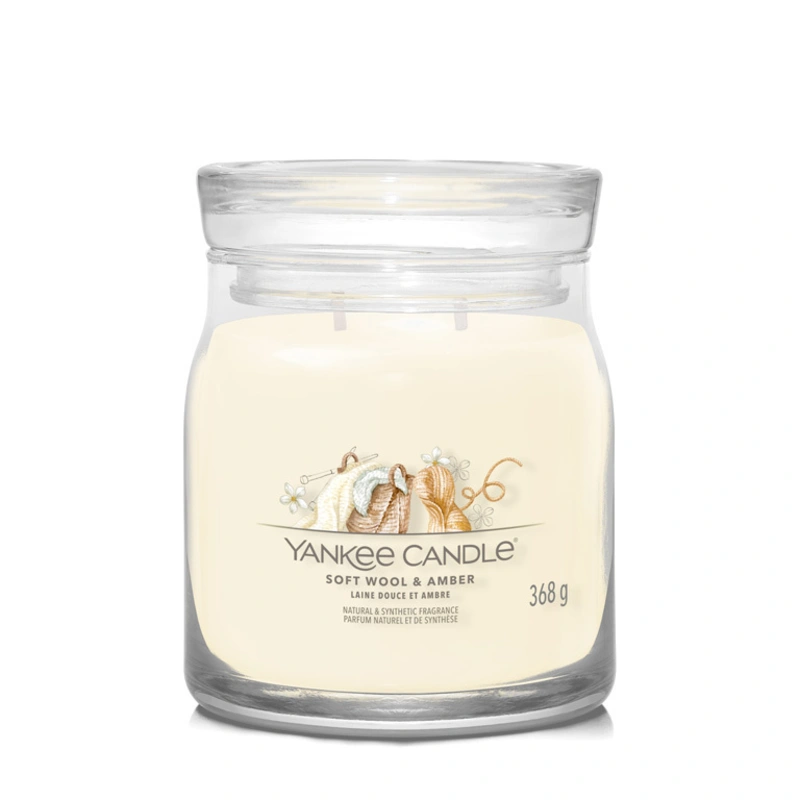 Yankee Candle Lumânare aromatică Signature sticla medie Soft Wool & Amber 368 g