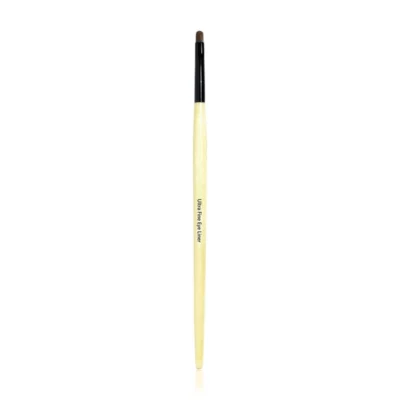 Bobbi Brown Pensulă pentru eyeliner (Ultra Fine Eye Liner Brush)