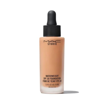 MAC Cosmetics Machiaj lichid Studio Waterweight SPF 30 (Foundation) 30 ml NC44
