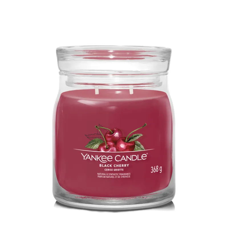 Yankee Candle Lumânare aromatică Signature sticlă medie Black Cherry 368 g