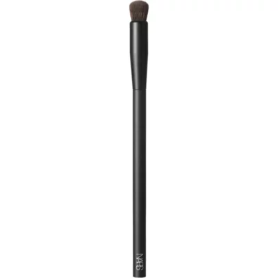 NARS Pensulă cosmetică pentru machiaj cremos #11 (Soft Matte Complete Concealer Brush)