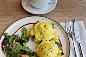 Reggelizz a CZIN-ben, mutatjuk a brunch lapot