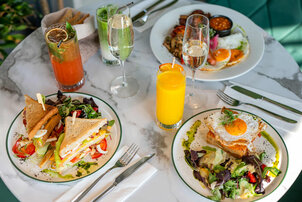 Visszatér a brunch a Czin Bistroba