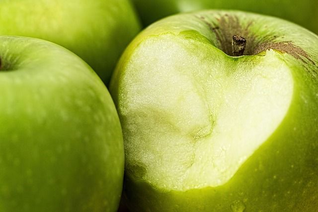 Alimentos que son enemigos de tus dientes
