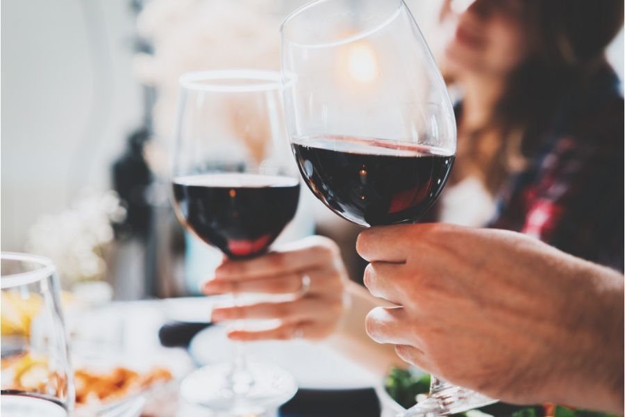 Cinco planes de verano para celebrar con una cena especial