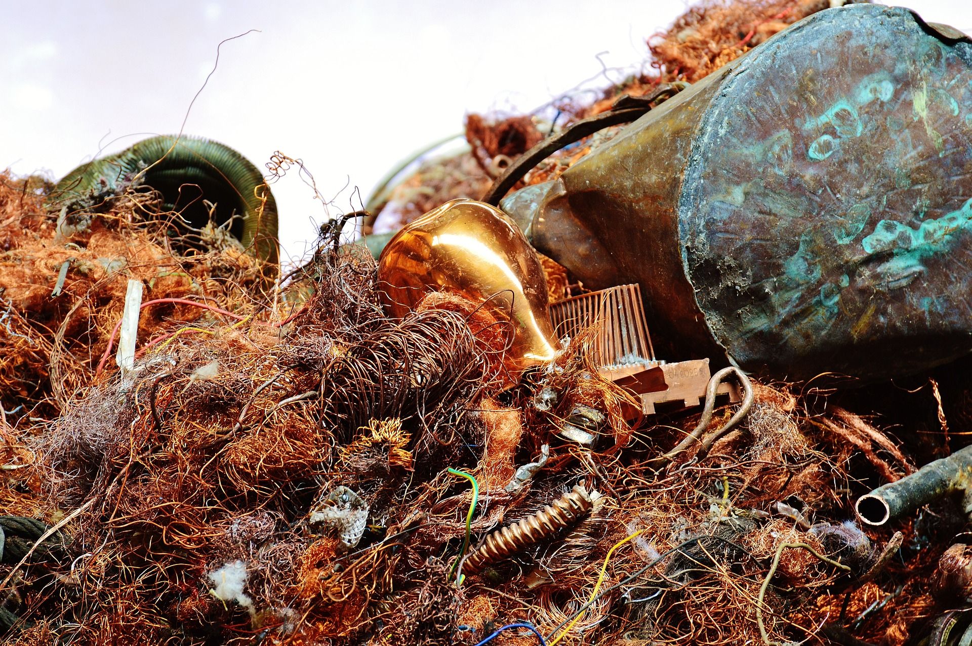 Cuáles son los metales que más contaminan