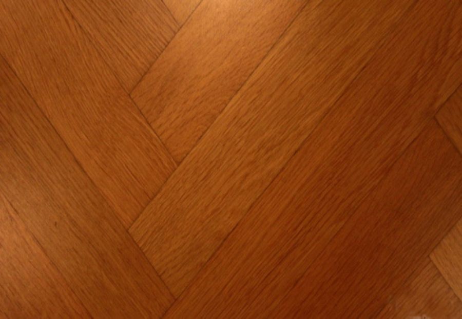 ¿Has pensado en poner parquet en tu oficina?