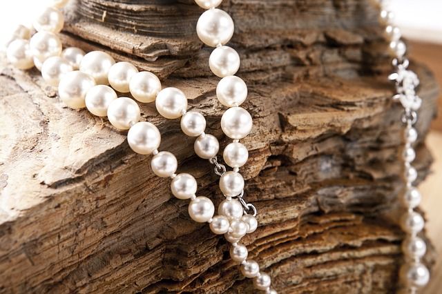 ¿Cómo se forman las perlas naturales?