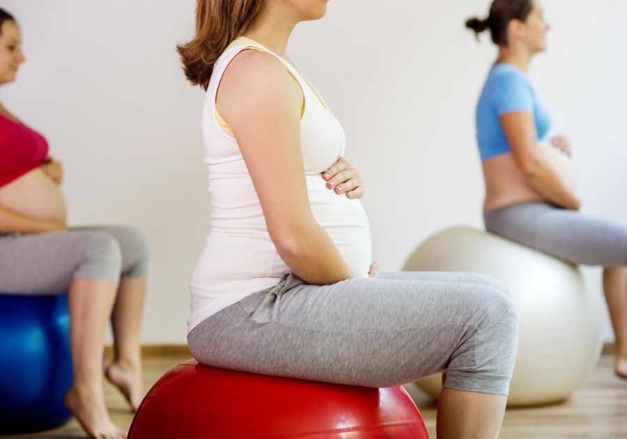 ¿Puedo practicar pilates durante el embarazo?