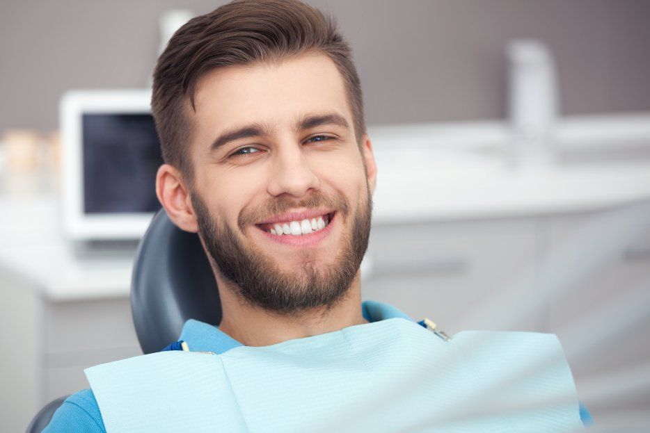Tecnología de punta en tu sonrisa: Los dentistas recomendados y sus equipos modernos