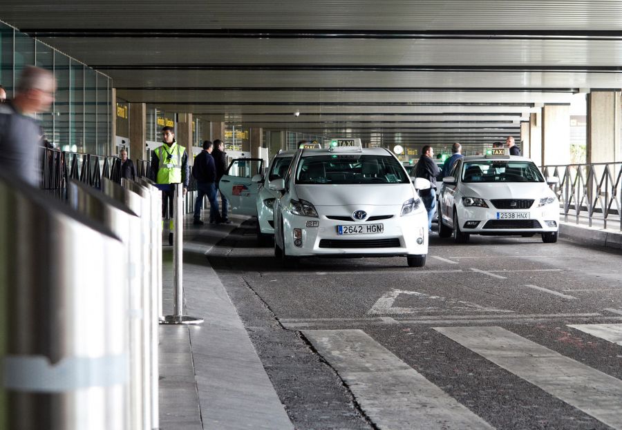 Al aeropuerto de manera rápida y segura