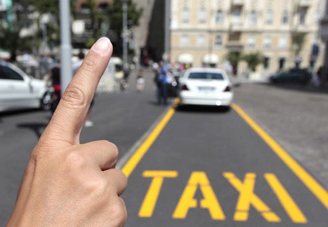 La importancia de los taxis adaptados para viajar con niños