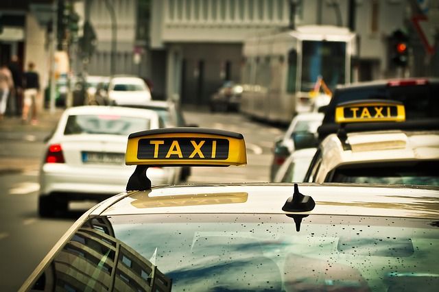 Las ventajas de reservar un taxi de antemano