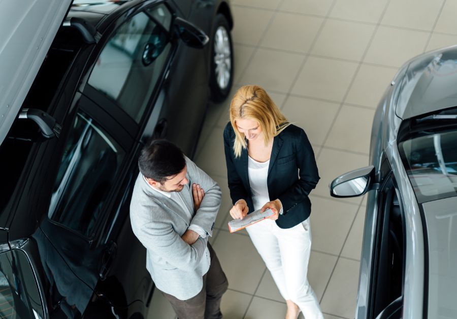 ¿Qué partes hay que revisar al comprar un coche de segunda mano?