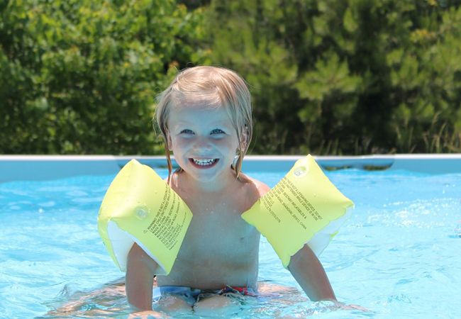 Los beneficios de la natación infantil