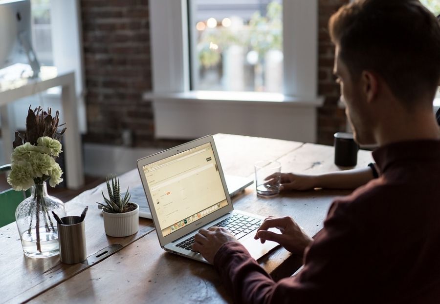 Cuida tu vista si trabajas con un ordenador