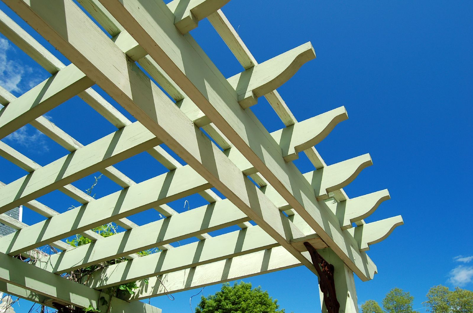 Ventajas de elegir una pérgola para el jardín