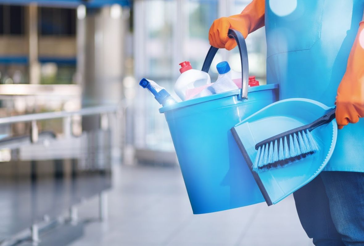 ¿Por qué es recomendable utilizar productos de limpieza biodegradables?