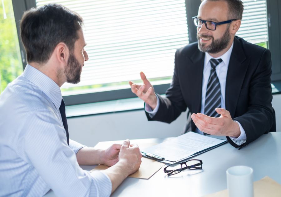 ¿Cómo contratar a los mejores asesores para mi empresa?