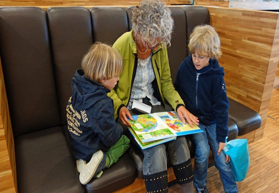 Los beneficios de la lectura en los mayores