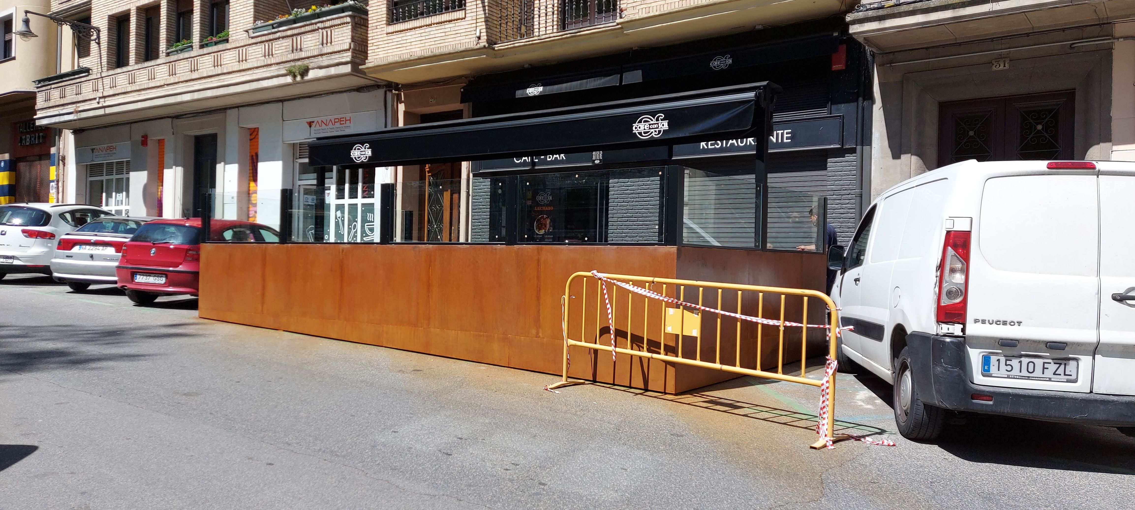 Fabricación estructura para terraza de bar