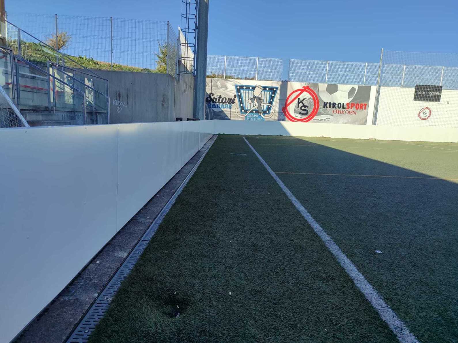 Forraje con chapa lacada para campo de futbol
