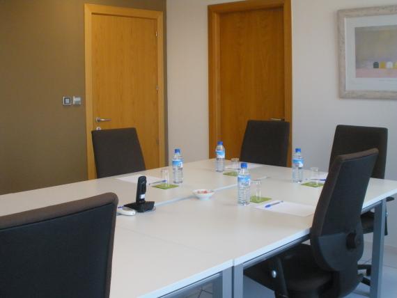 Salas de reuniones Bilbao Alquiler horas días